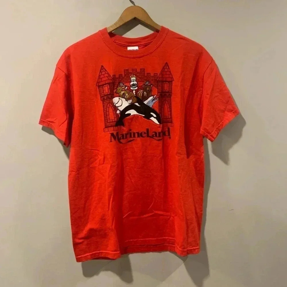 Vtg Marineland  Embroidered T-Shirt